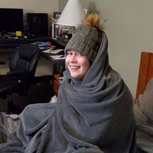 Meet your Posher, Hayley